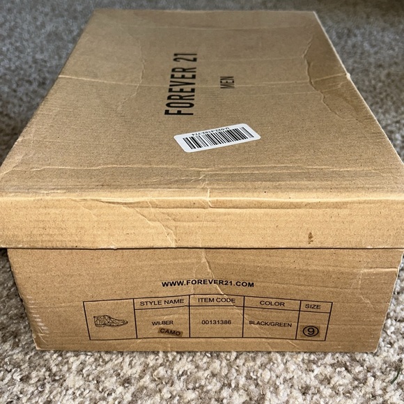 Men’s Black/Green Camo Dress Shoes - Forever 21 Men - Size 9 - Picture 6 of 6